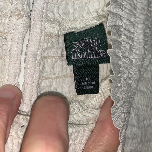 Wild Fable cream long sleeve crop top - Picture 2 of 4